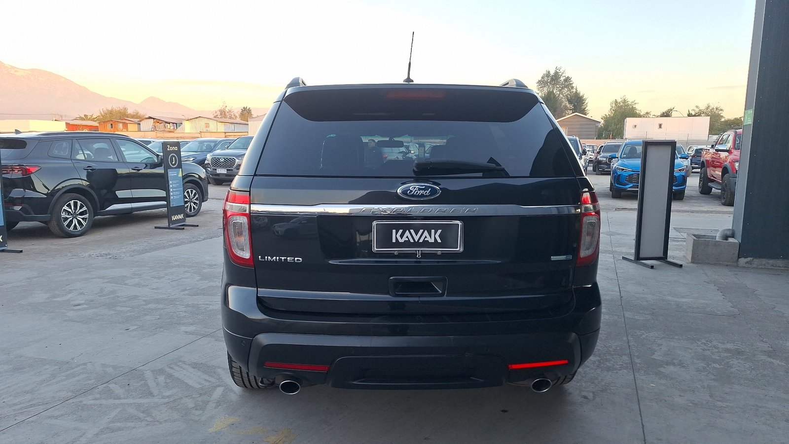Ford Explorer 2013 - Imagen 3 de 16