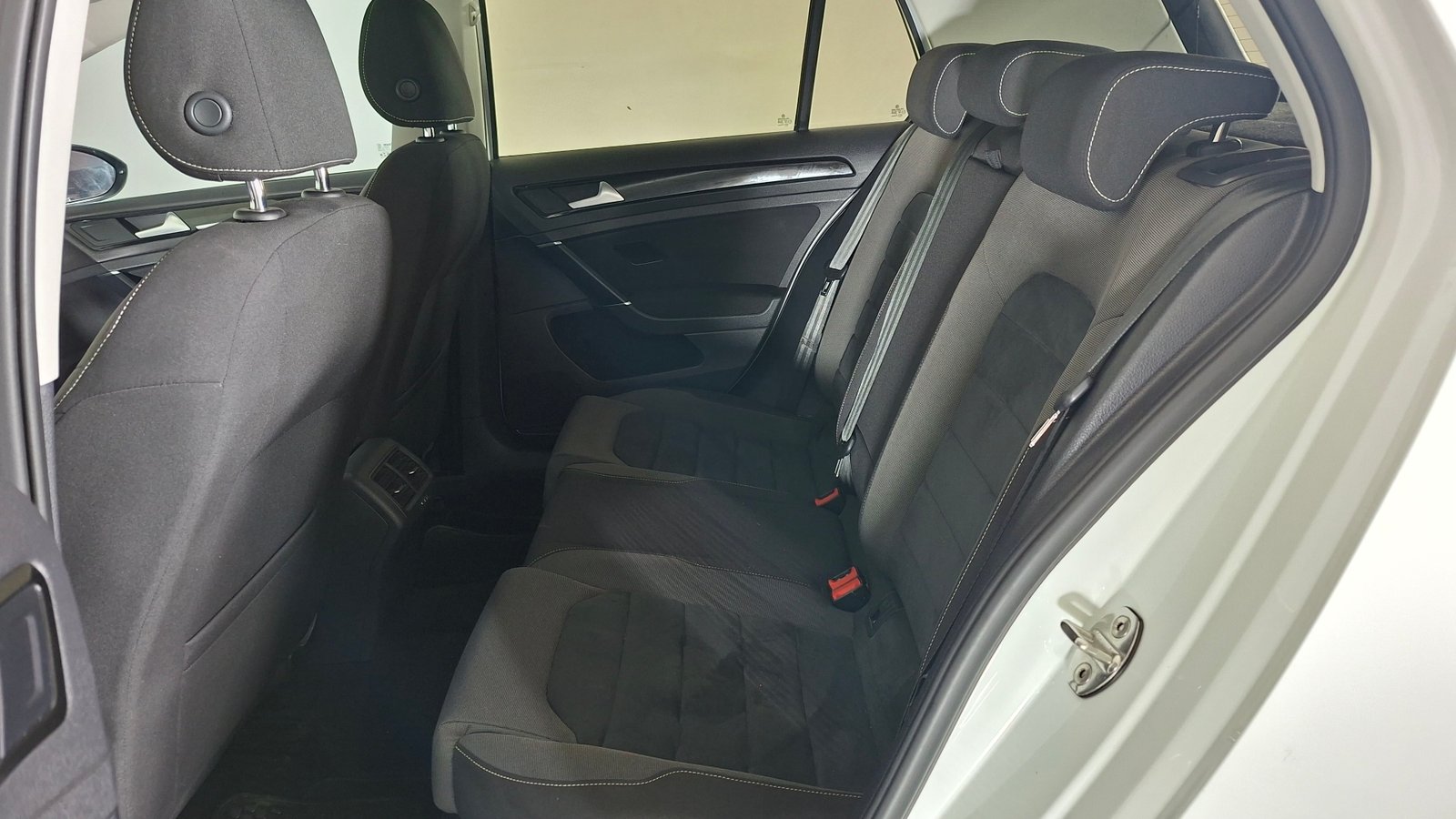 Volkswagen Golf 2020 - Imagen 15 de 17