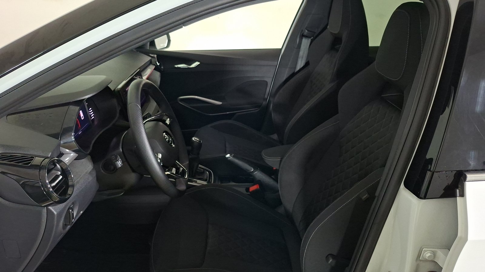 Skoda Fabia 2024 - Imagen 15 de 18