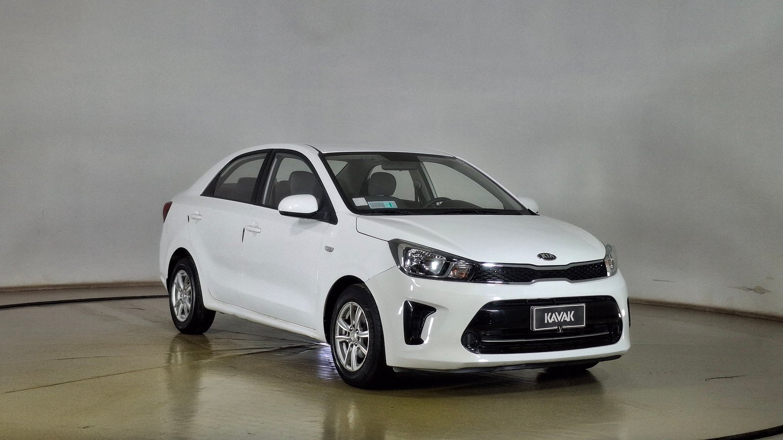 Kia Soluto 2021 - Imagen 3 de 16