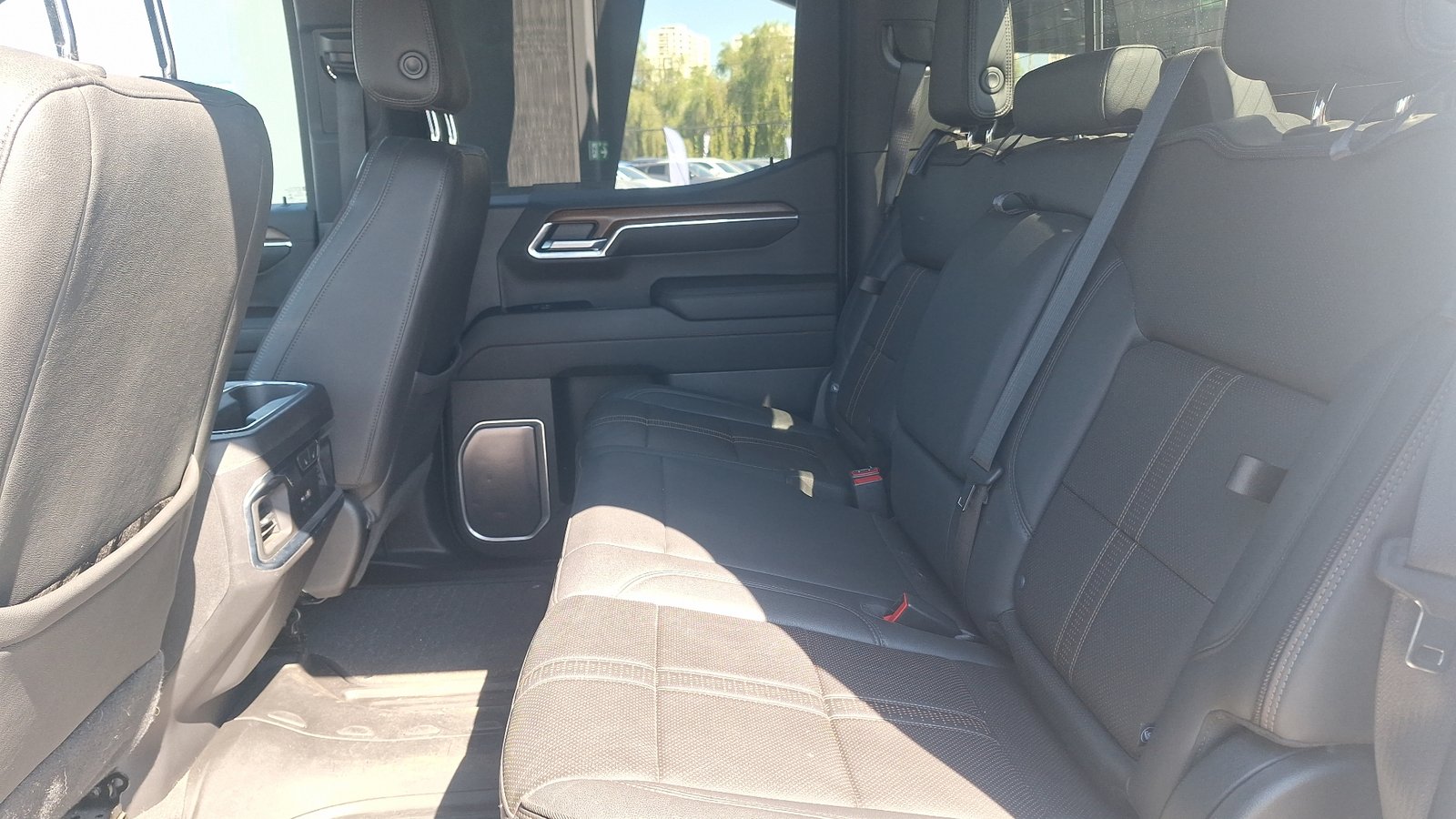 Chevrolet Silverado 2023 - Imagen 14 de 16
