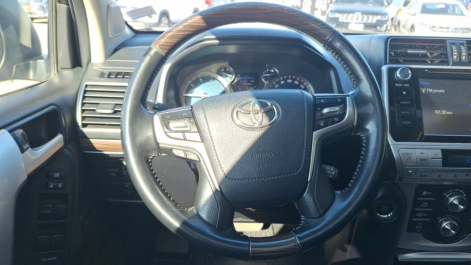 Toyota Land Cruiser Prado 2018 - Imagen 8 de 17