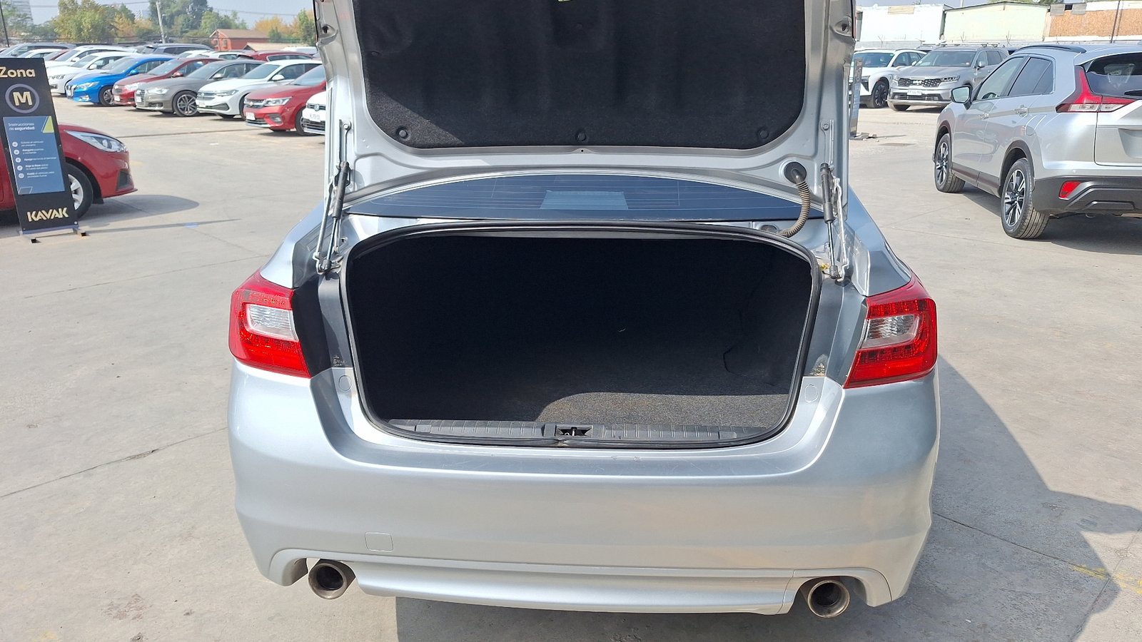 Subaru Legacy 2018 - Imagen 4 de 16