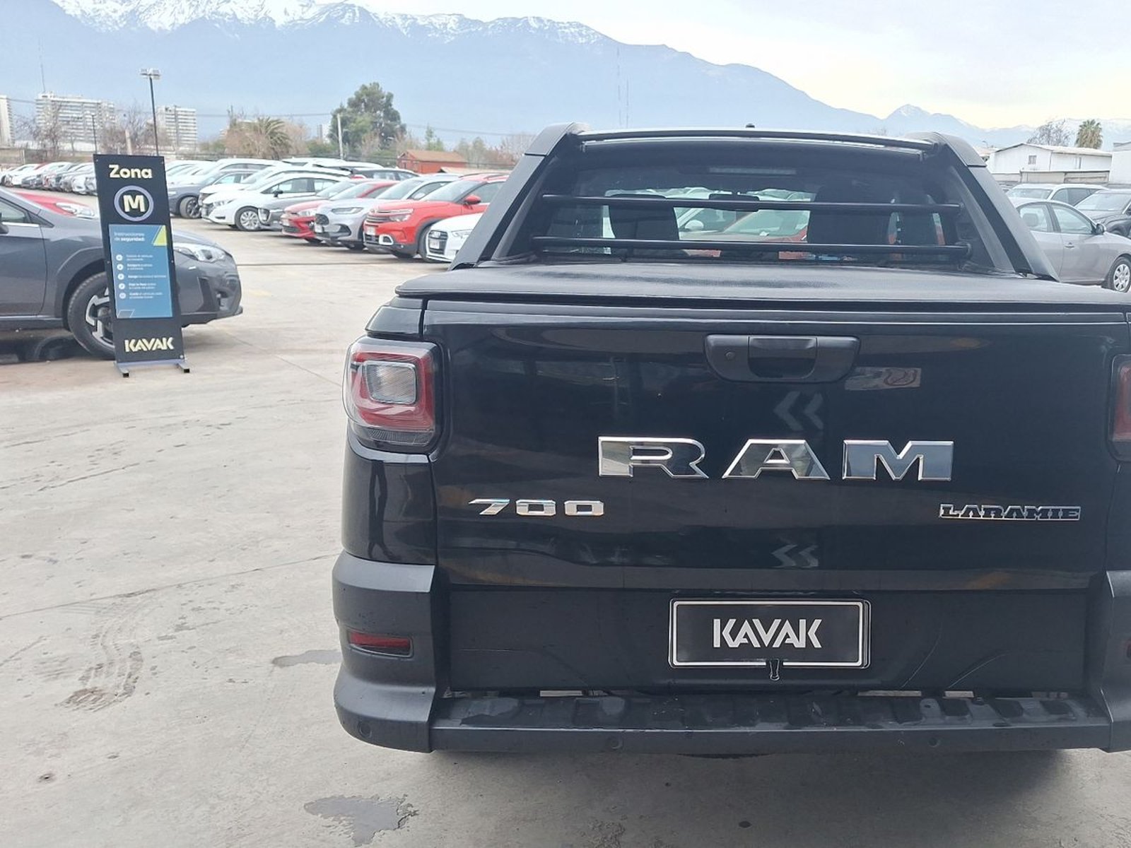 RAM 700 2023 - Foto 3 de 15