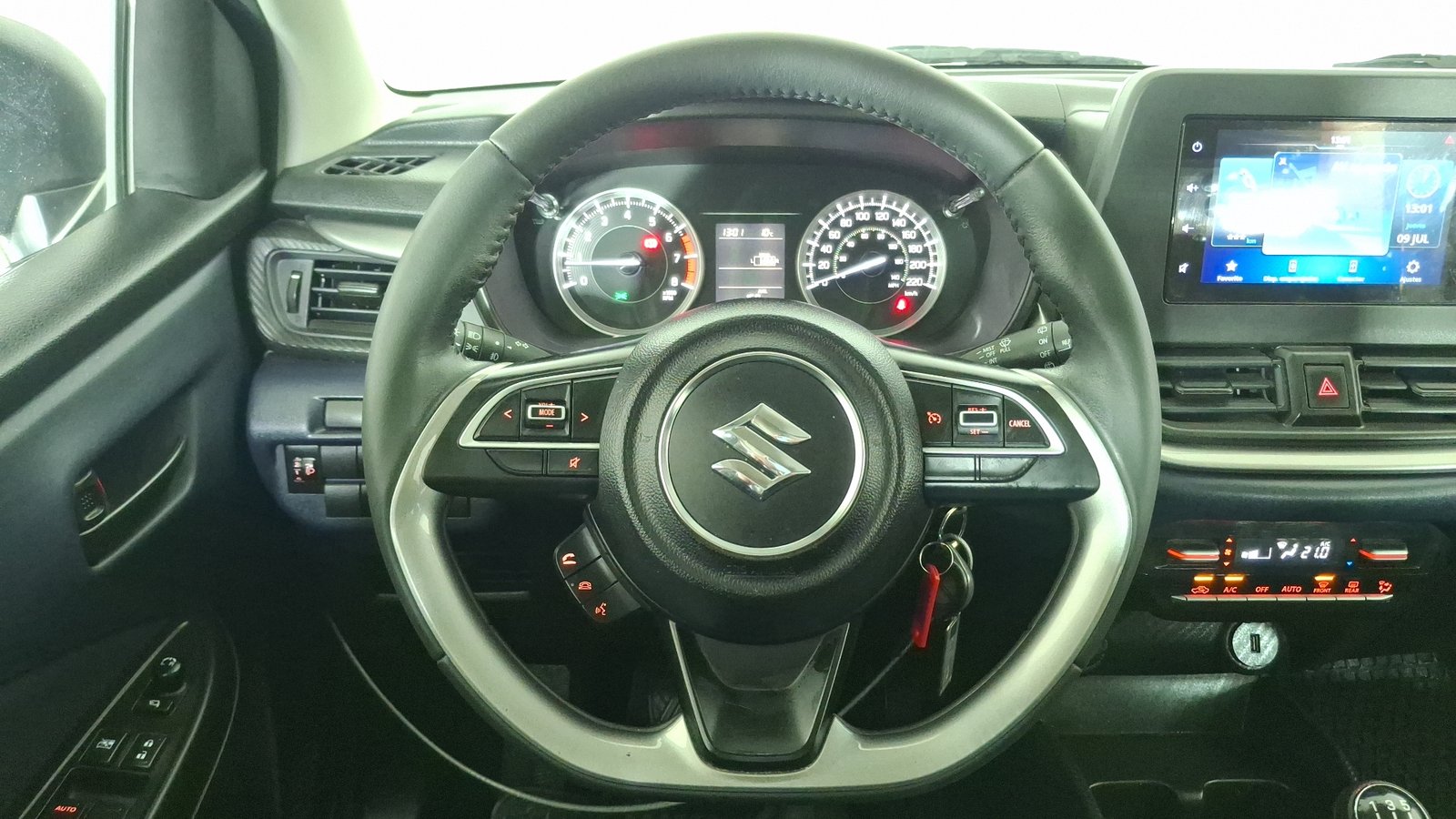 Suzuki Baleno 2025 - Imagen 8 de 16