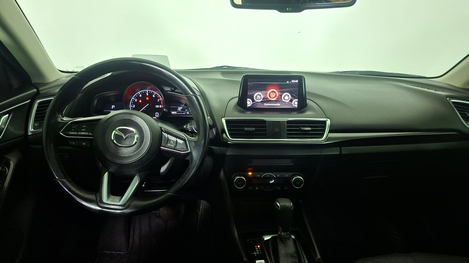 Mazda Mazda 3 2018 - Imagen 8 de 18