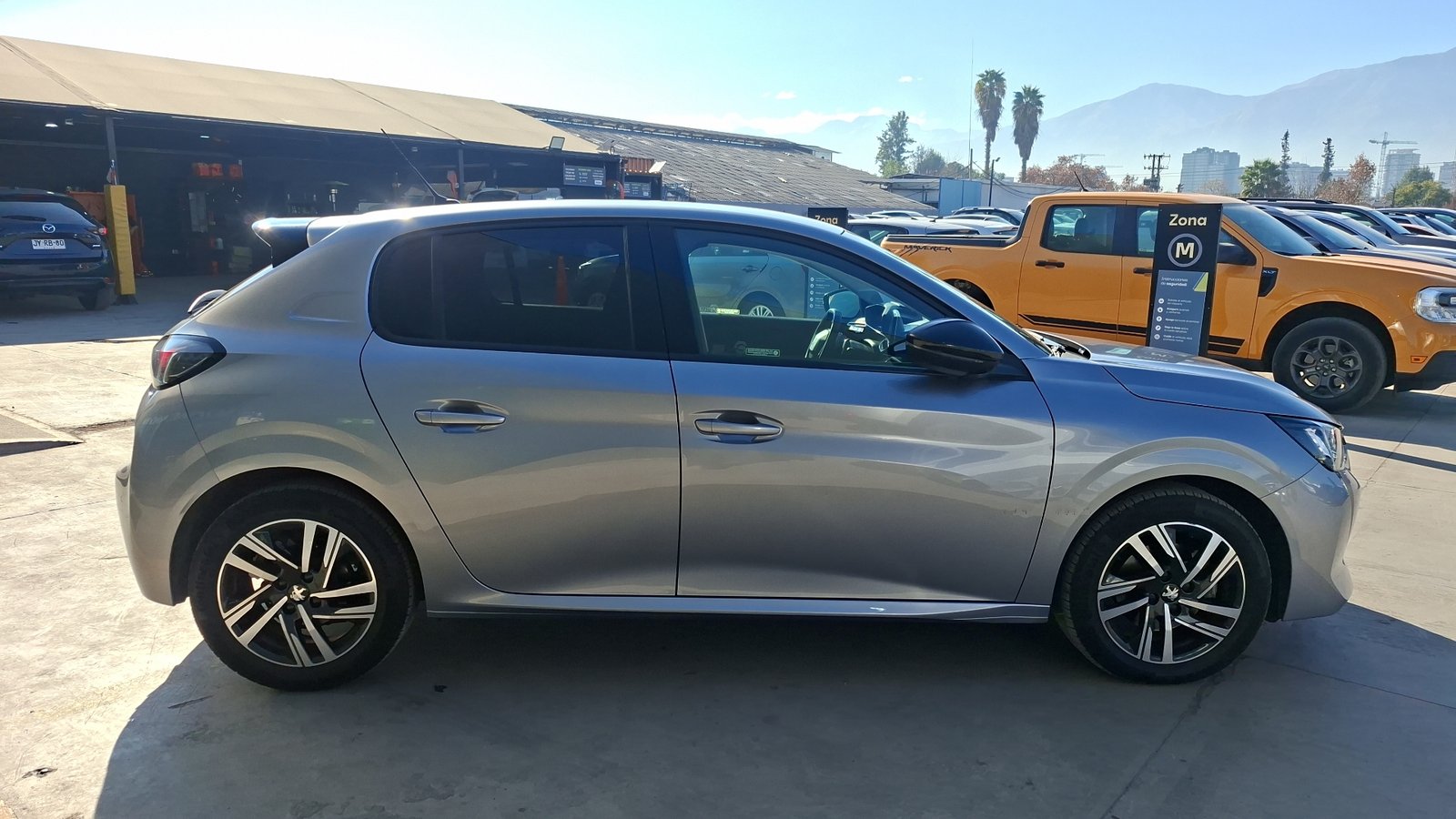 Peugeot 208 2023 - Foto 5 de 15