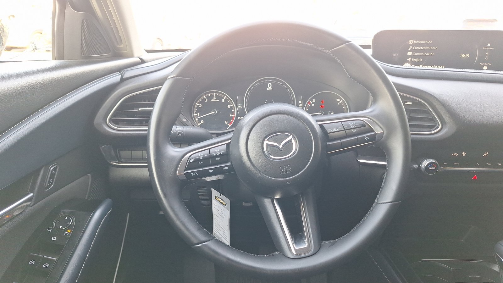 Mazda CX-30 2025 - Imagen 8 de 15