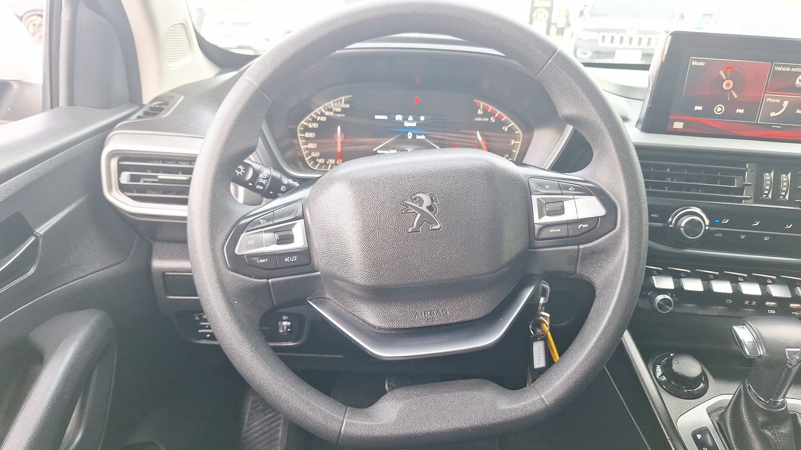 Peugeot Landtrek 2024 - Imagen 8 de 15
