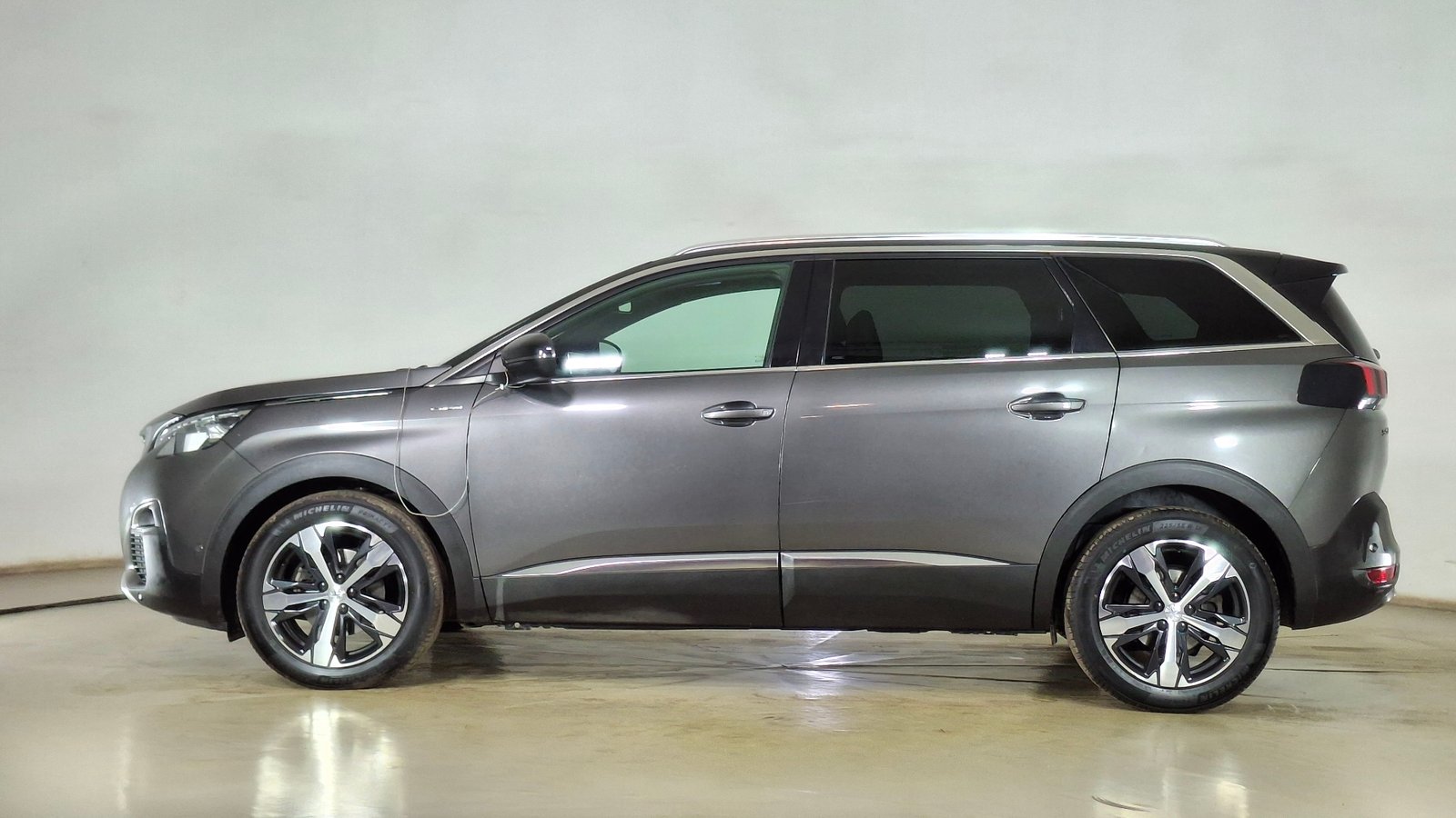 Peugeot 5008 2021 - Imagen 7 de 17