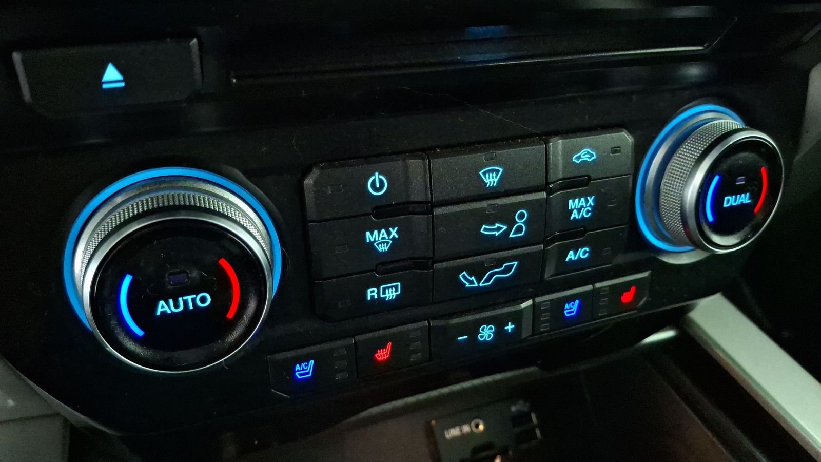 Ford F-150 2016 - Imagen 15 de 16
