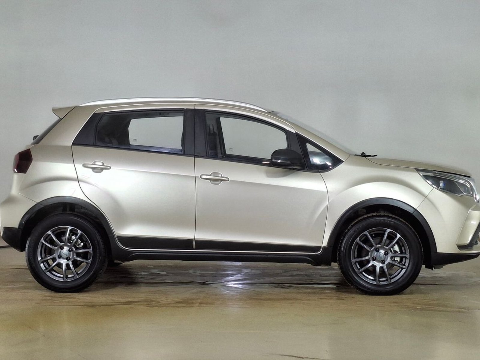 Geely GX3 Pro 2025 - Foto 4 de 17