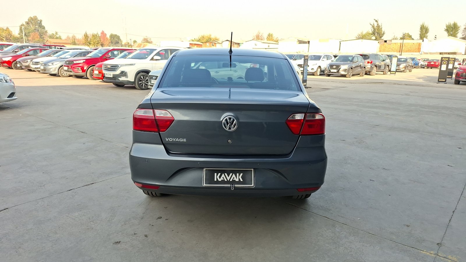 Volkswagen Voyage 2022 - Foto 3 de 14