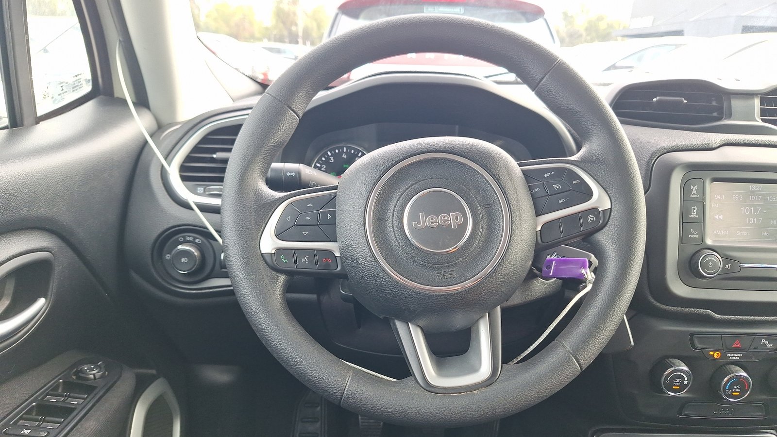 Jeep Renegade 2021 - Imagen 8 de 14