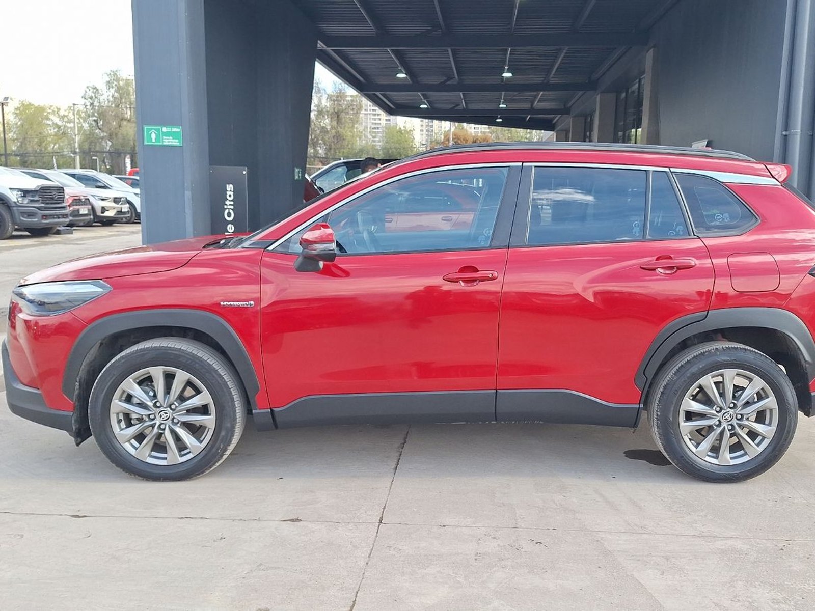 Toyota Corolla Cross 2023 - Foto 2 de 15