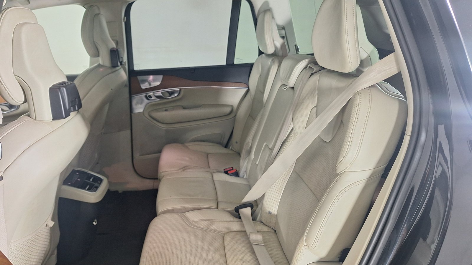 Volvo XC90 2018 - Imagen 16 de 19