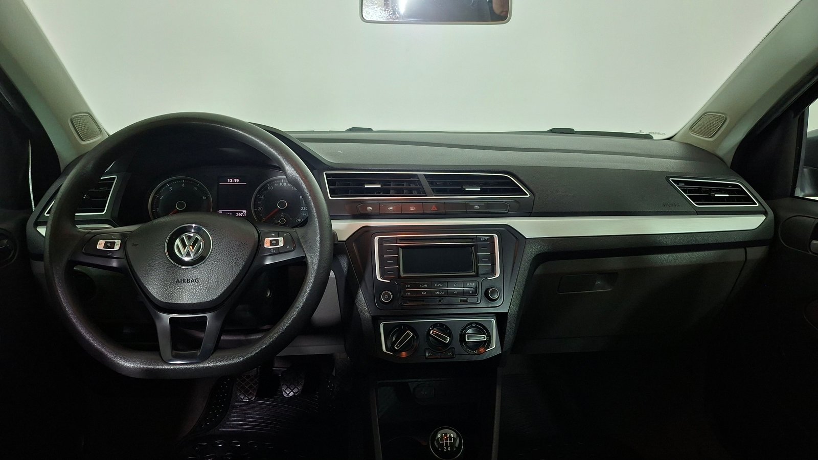 Volkswagen Voyage 2018 - Imagen 8 de 16