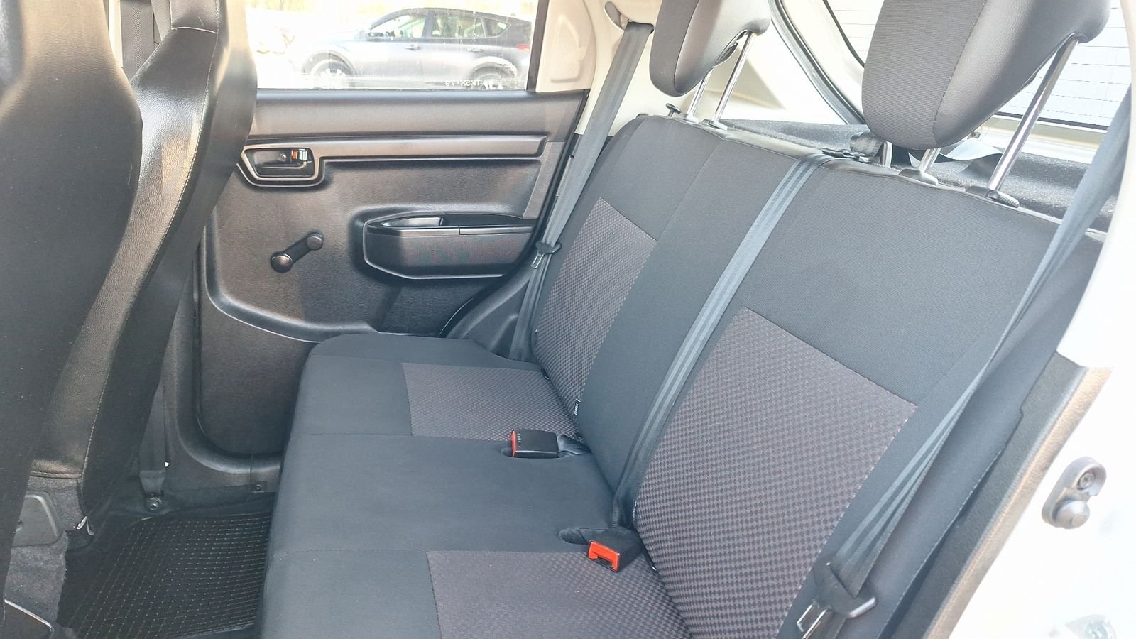 Suzuki S-Presso 2024 - Imagen 13 de 15