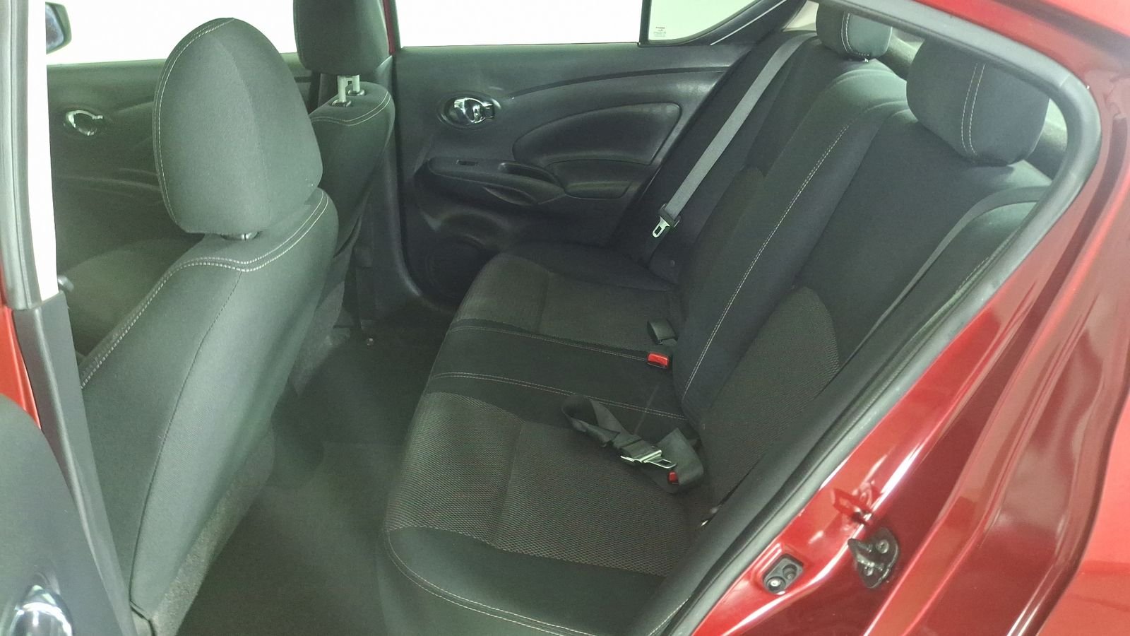 Nissan Versa 2016 - Imagen 13 de 15