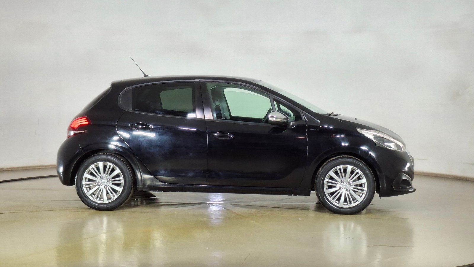 Peugeot 208 2020 - Imagen 4 de 15