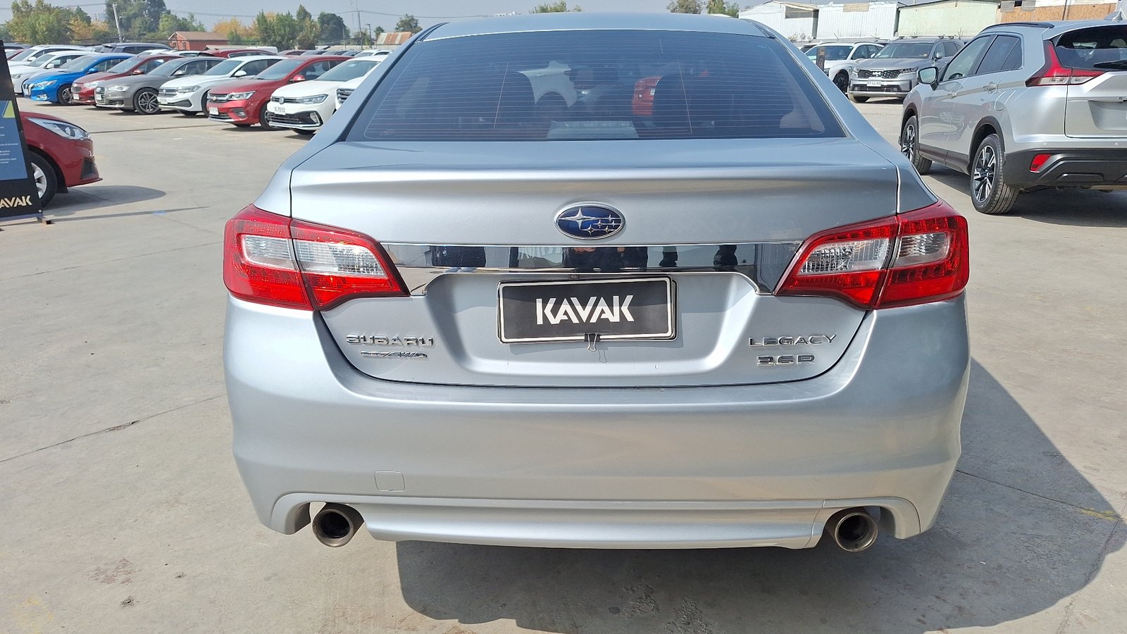 Subaru Legacy 2018 - Imagen 3 de 16