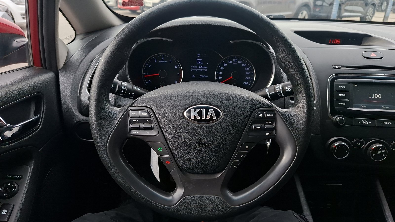 Kia Cerato 2018 - Imagen 8 de 15