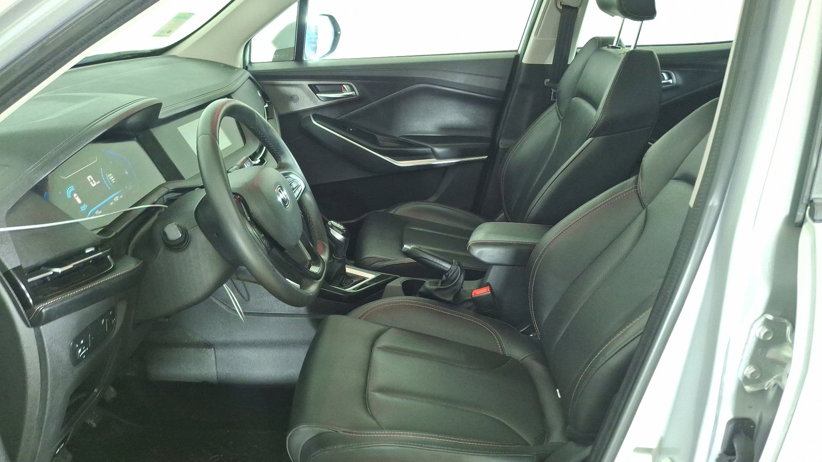 Changan CS15 2025 - Imagen 13 de 16