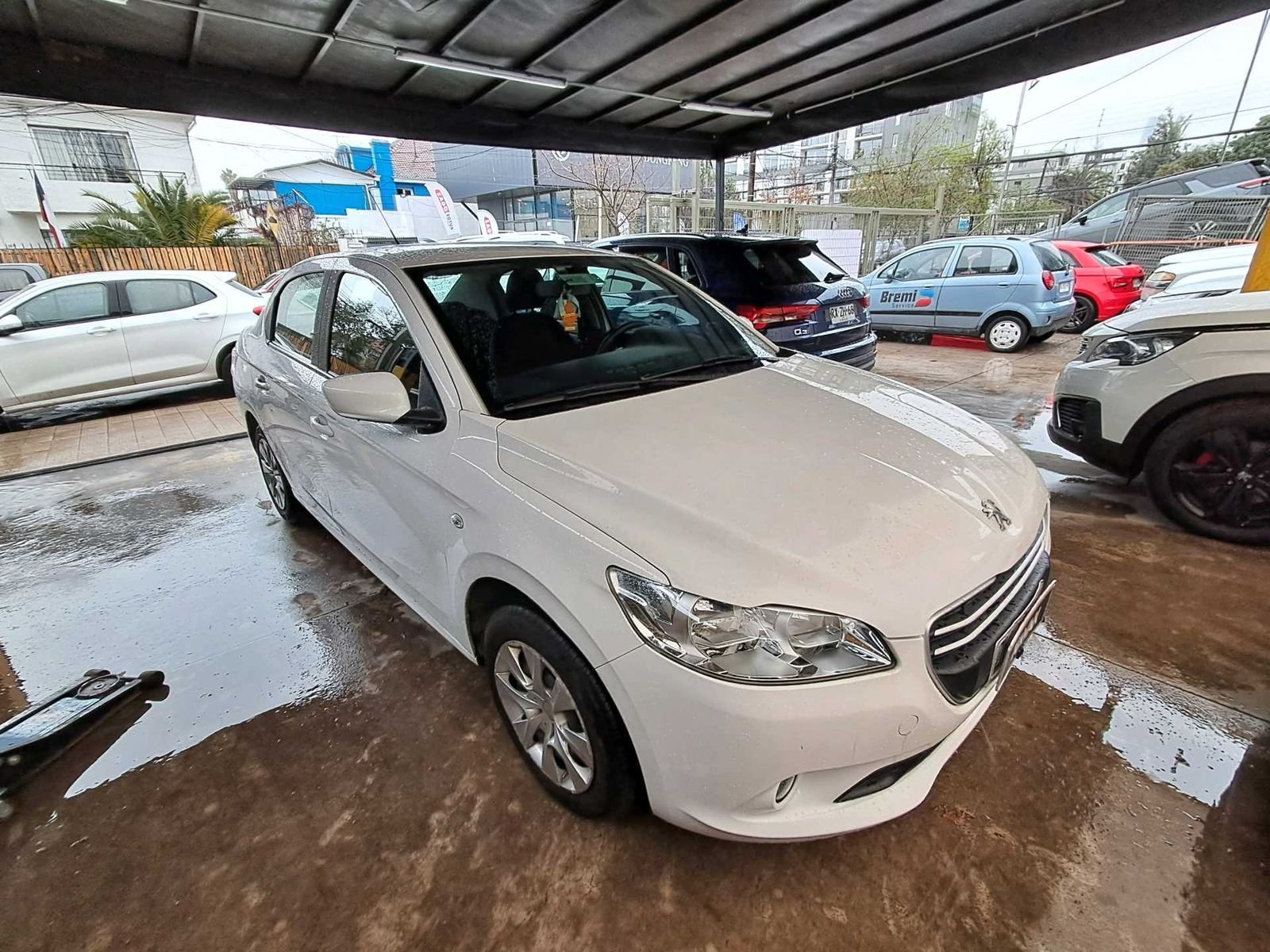 Peugeot 301 2017 - Imagen 3 de 4