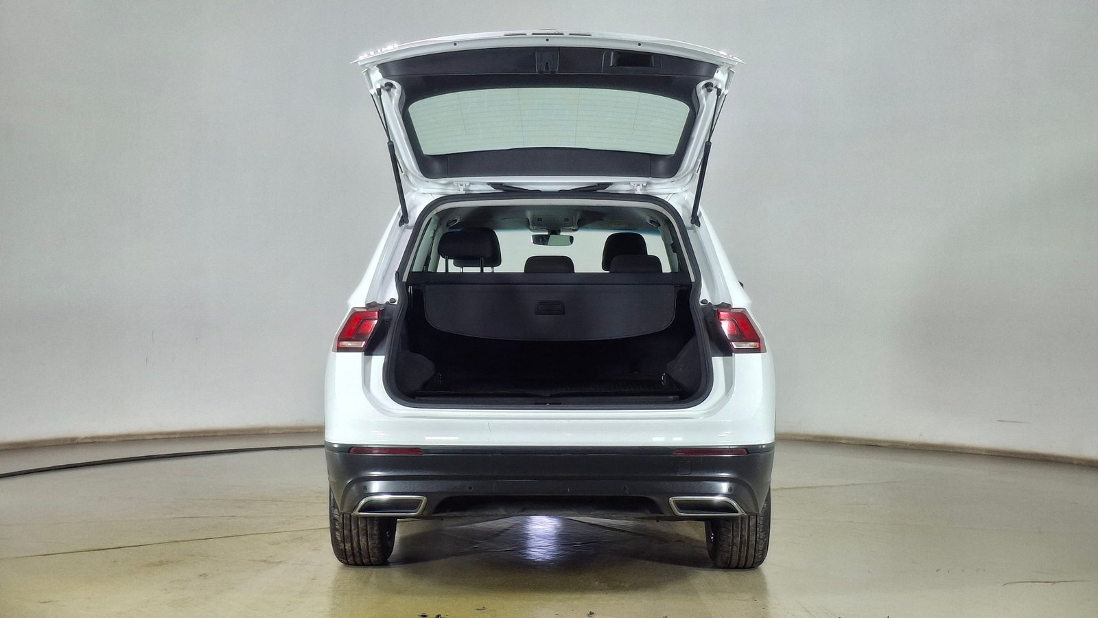 Volkswagen Tiguan 2020 - Imagen 6 de 16