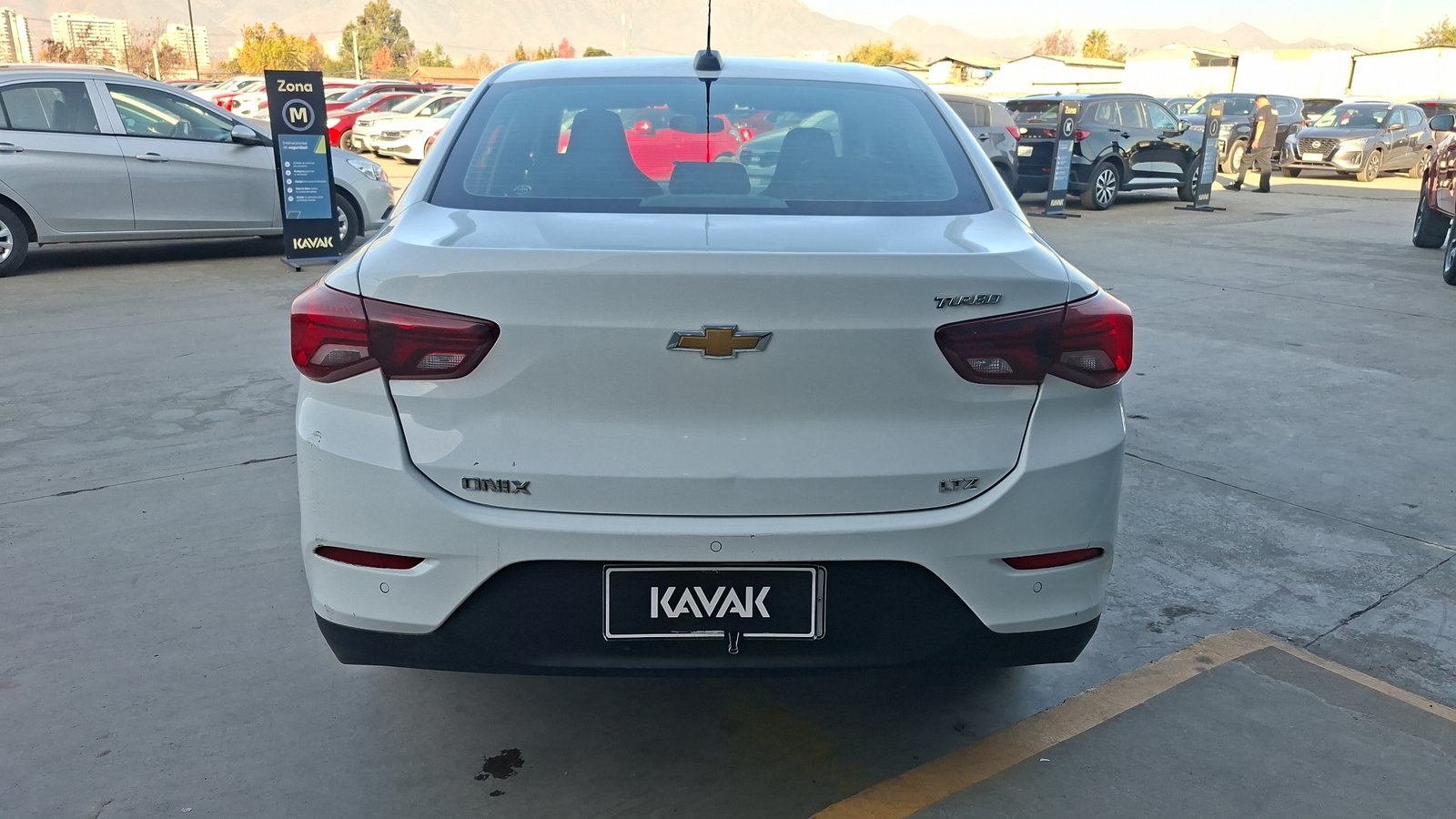 Chevrolet Onix 2022 - Imagen 3 de 15
