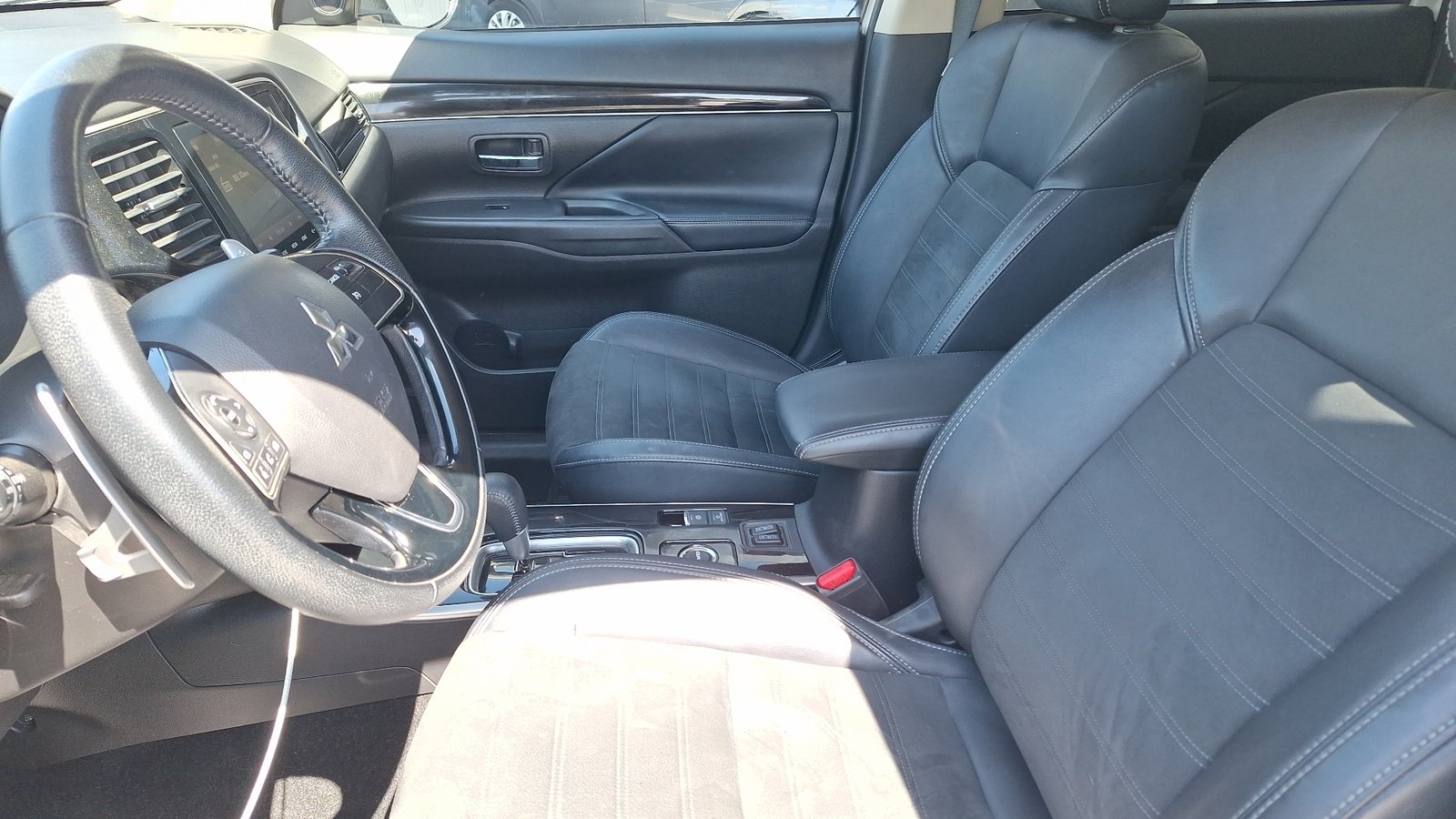 Mitsubishi Outlander 2022 - Imagen 13 de 15