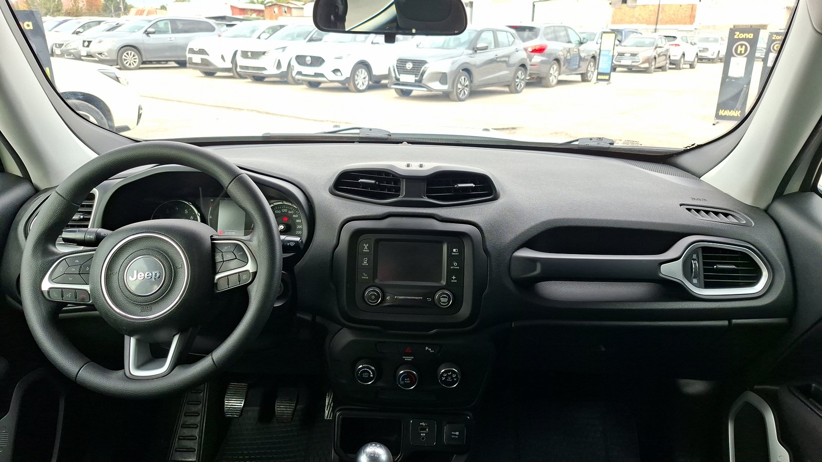 Jeep Renegade 2021 - Imagen 6 de 14