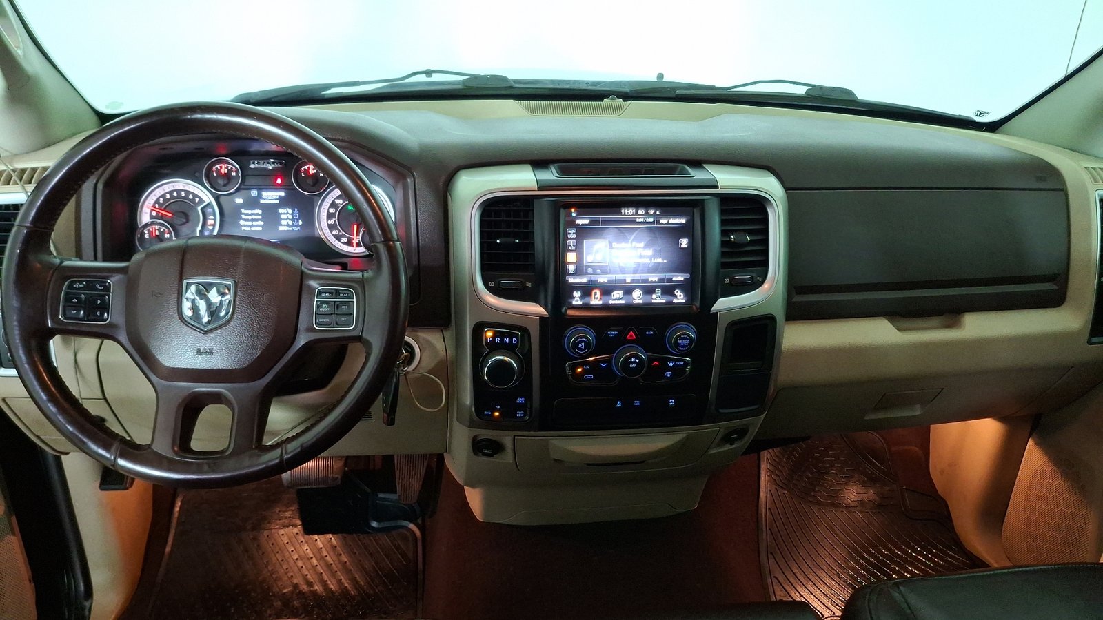 Dodge Ram 2015 - Imagen 8 de 16