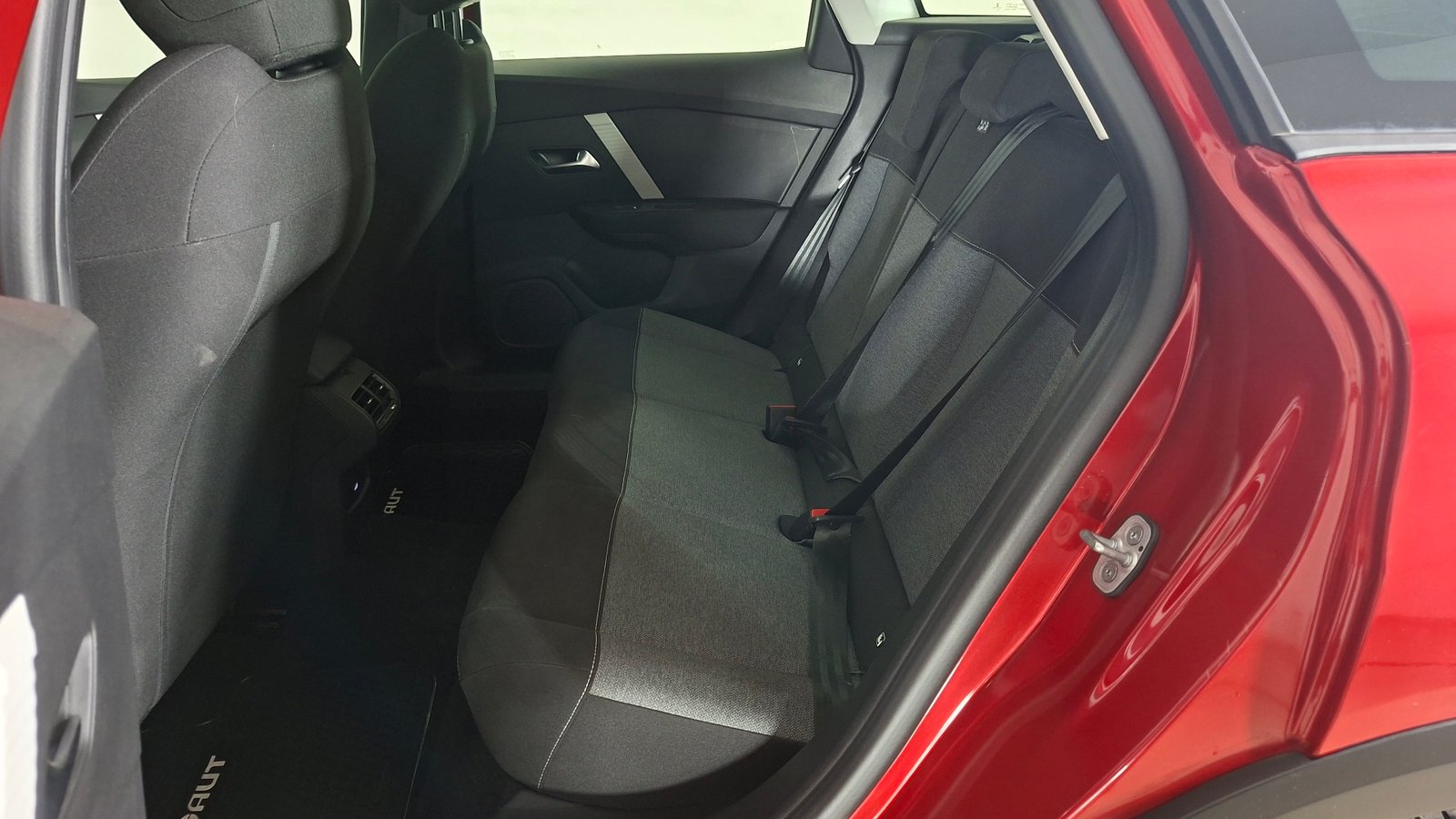 Citroen C4 2023 - Imagen 14 de 16