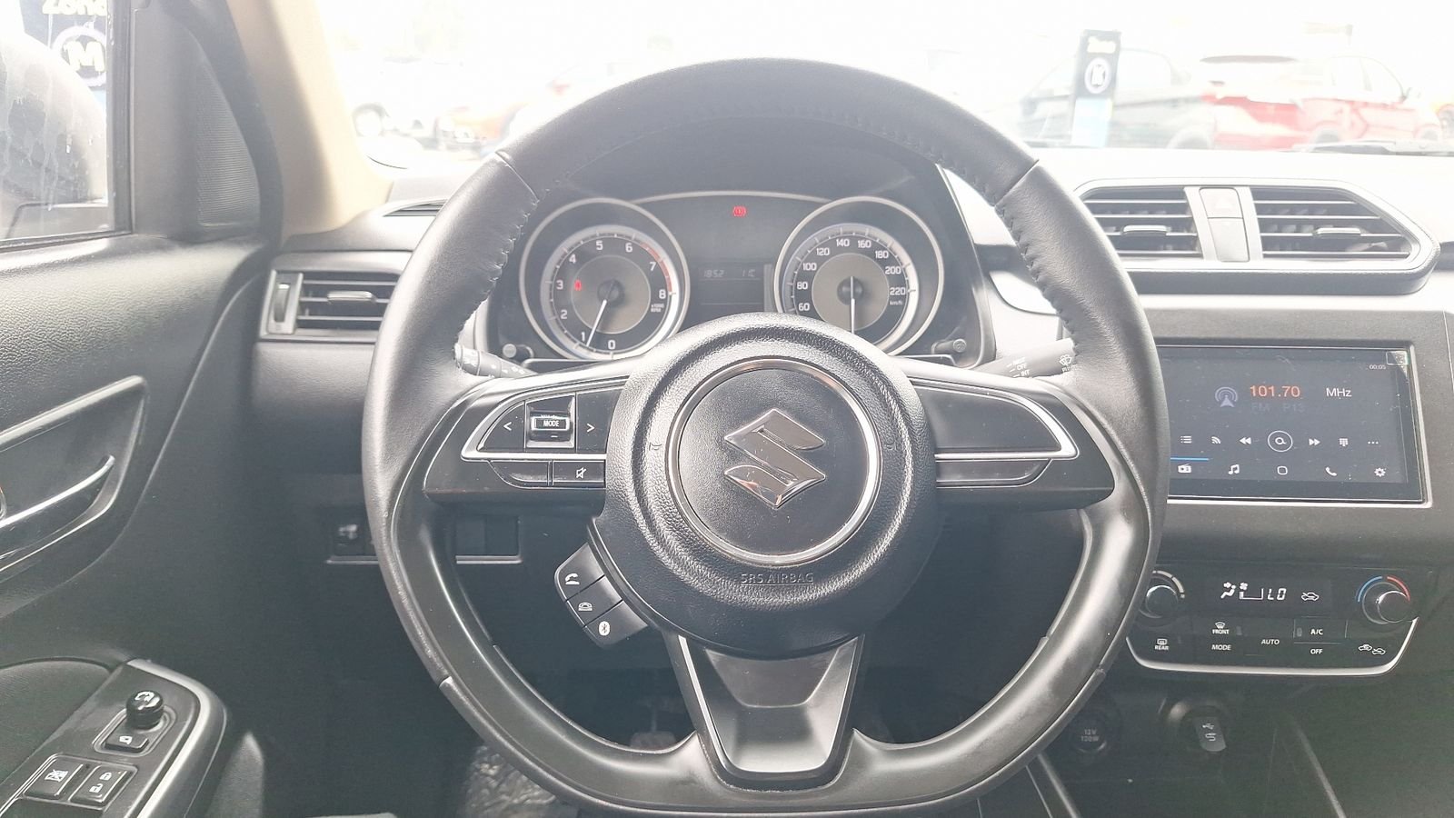 Suzuki Dzire 2022 - Imagen 8 de 15