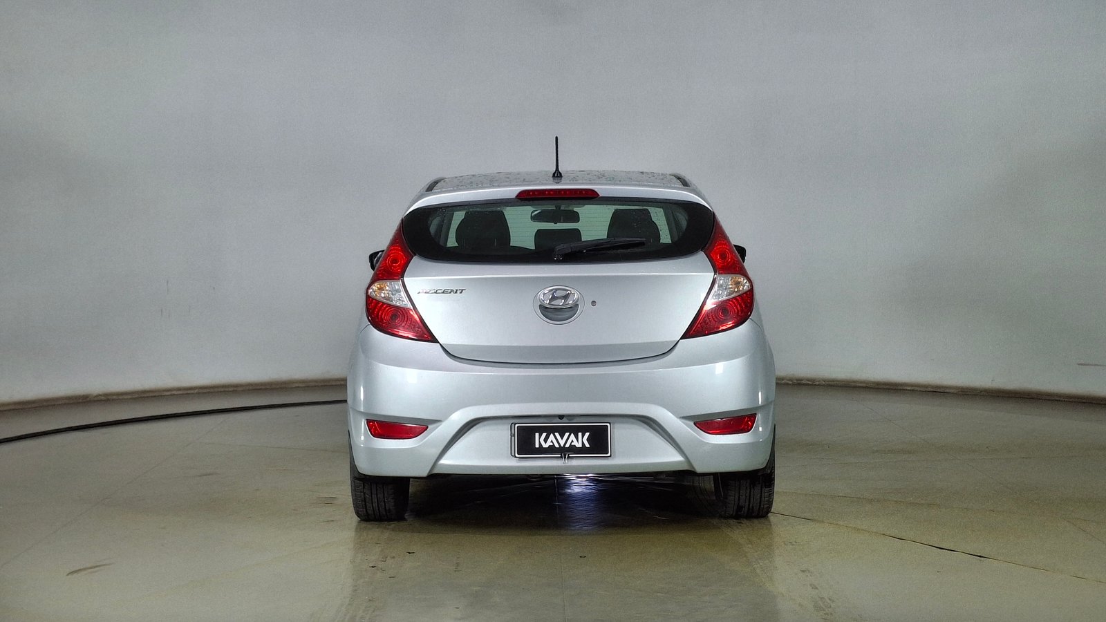 Hyundai Accent 2017 - Imagen 5 de 16