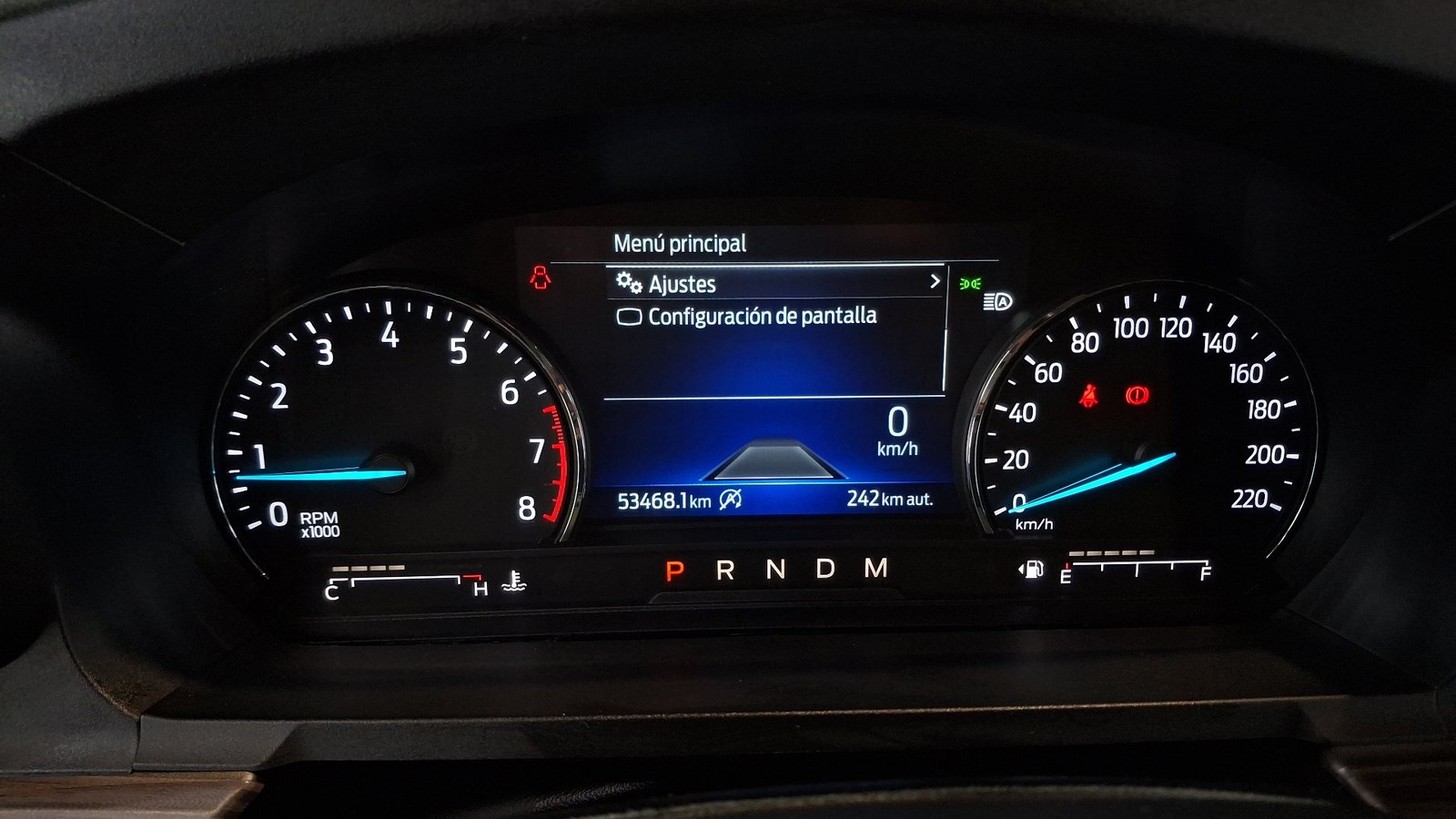 Ford Explorer 2020 - Imagen 9 de 17