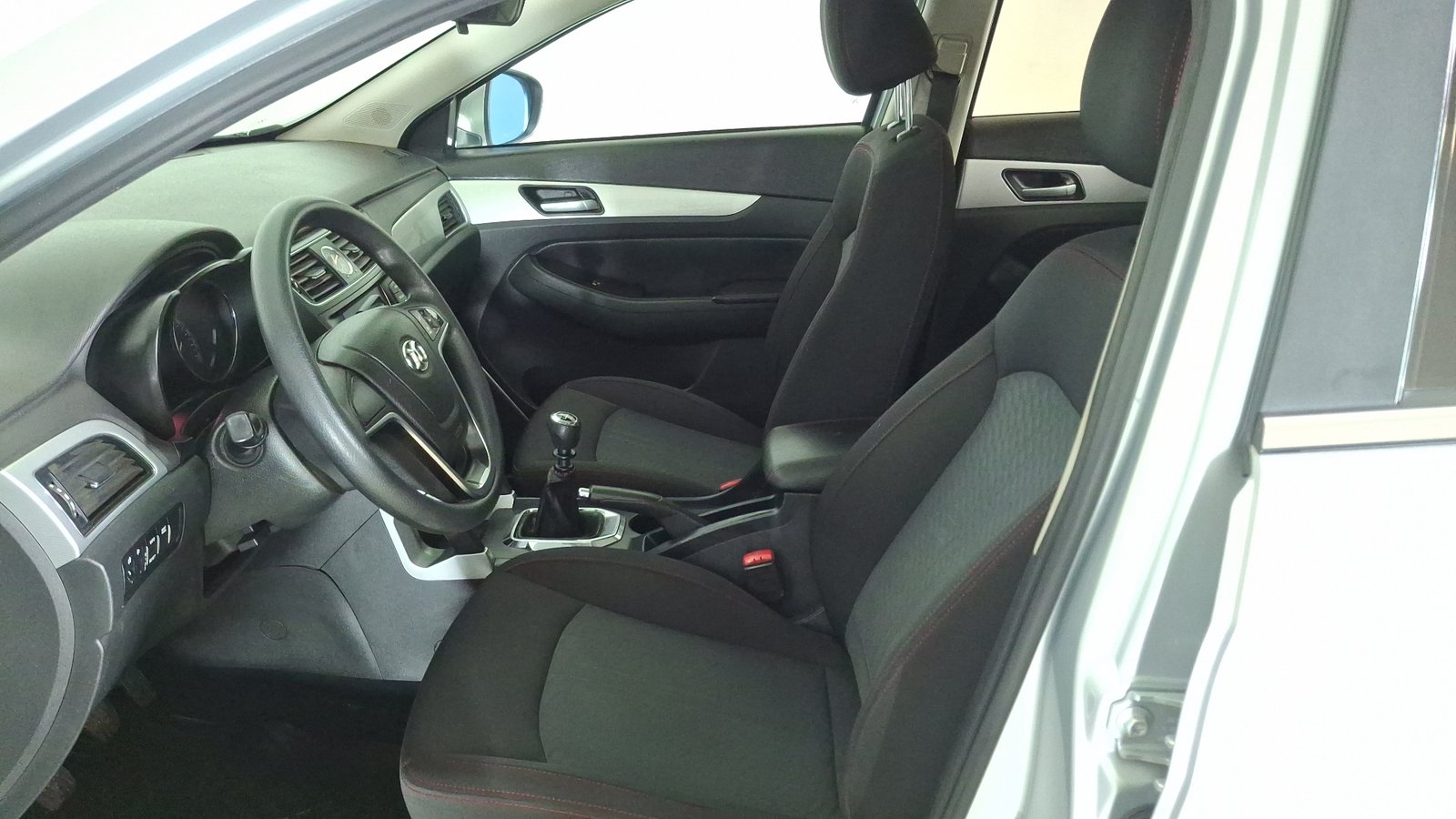 BAIC X55 2017 - Imagen 13 de 16