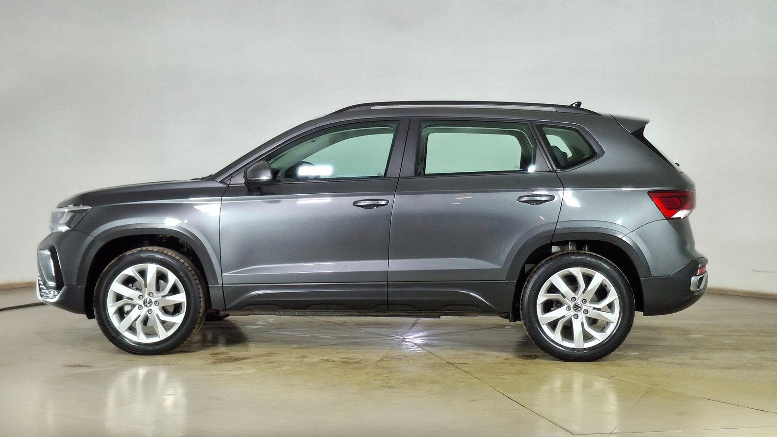 Volkswagen Taos 2024 - Imagen 7 de 16