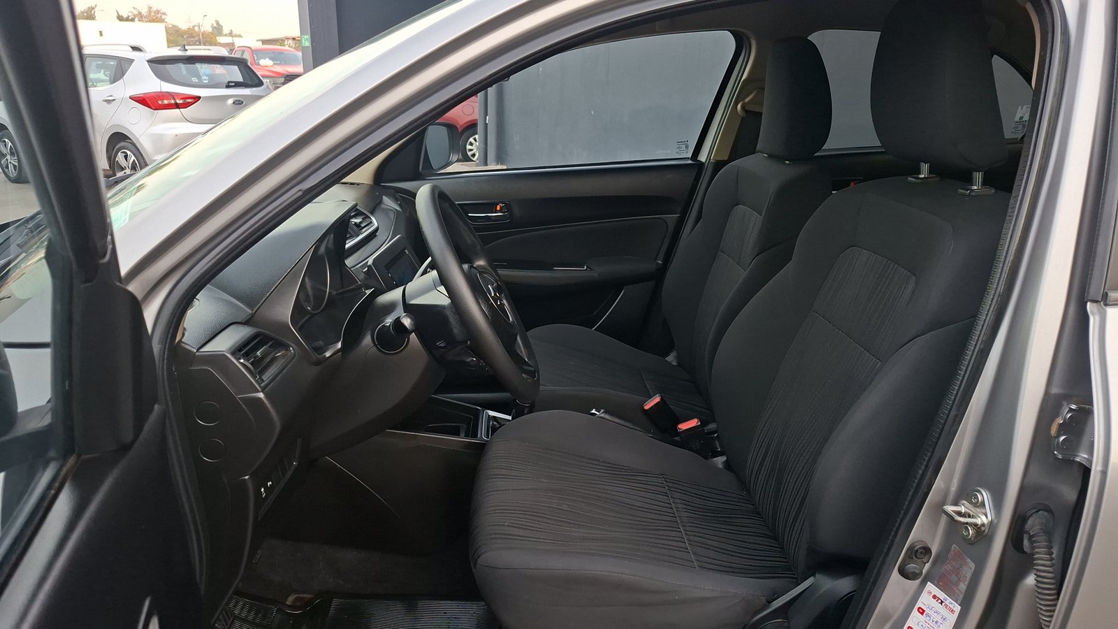 Suzuki Dzire 2021 - Imagen 12 de 14