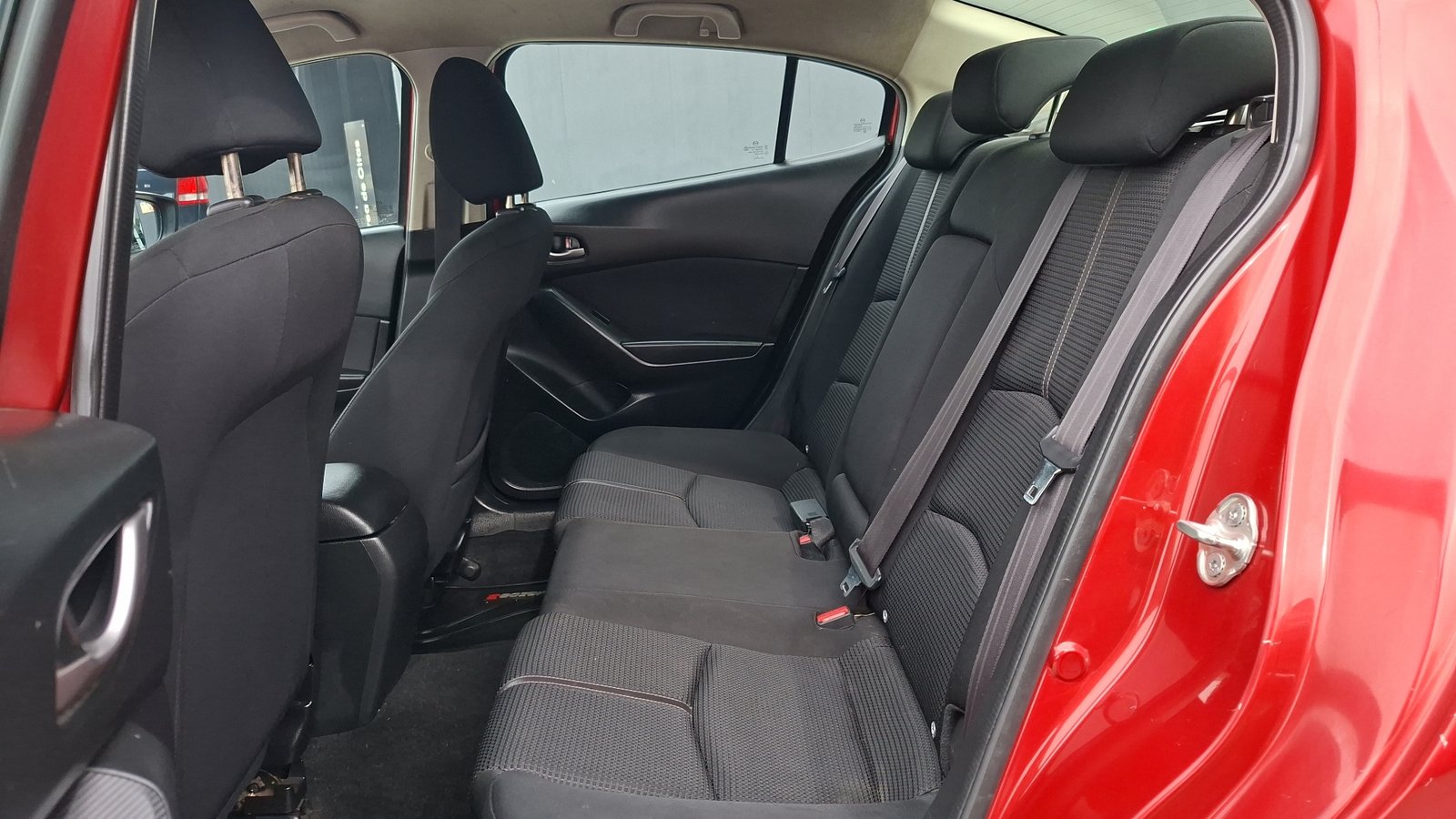 Mazda Mazda 3 2017 - Imagen 13 de 14