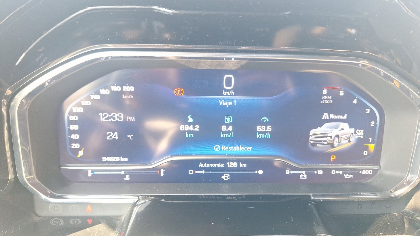 Chevrolet Silverado 2023 - Imagen 9 de 16