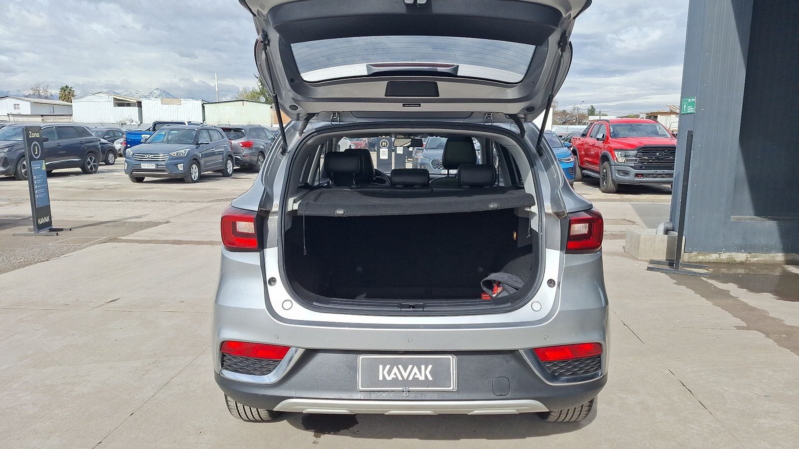 MG Zs 2023 - Imagen 4 de 16