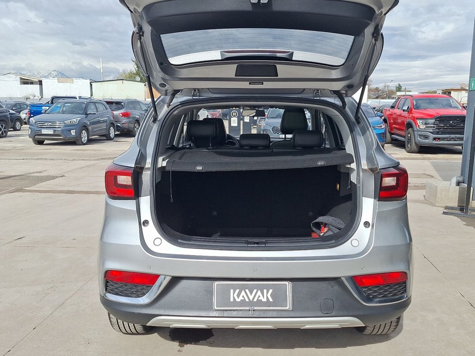 MG Zs 2023 - Foto 4 de 16