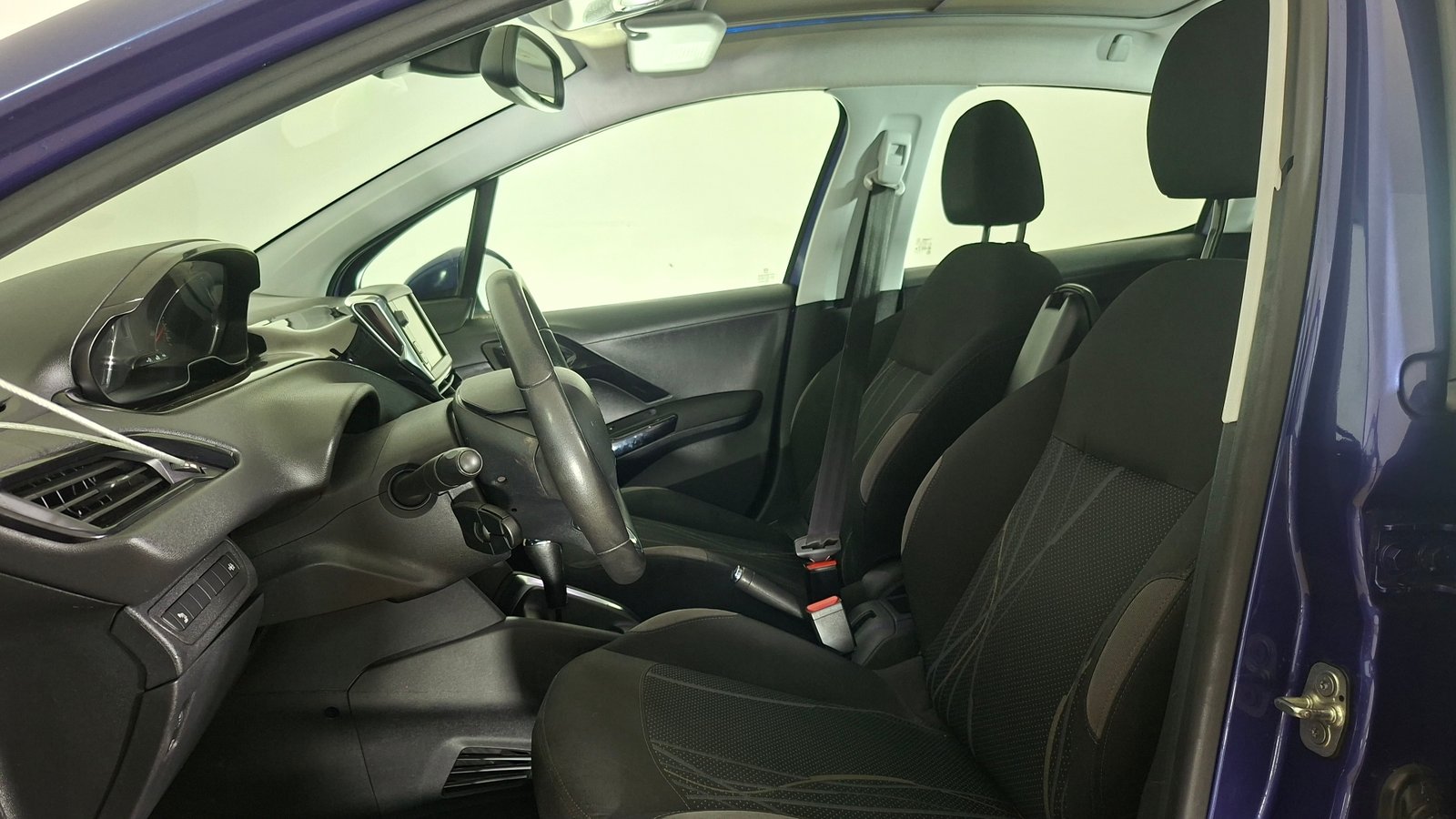 Peugeot 208 2014 - Imagen 15 de 17