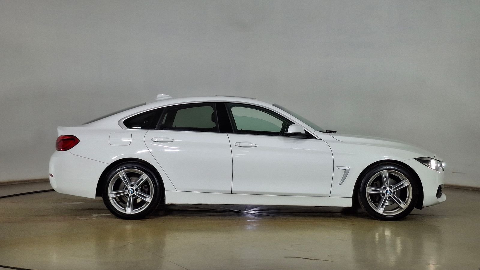 BMW Serie 4 2018 - Imagen 4 de 17