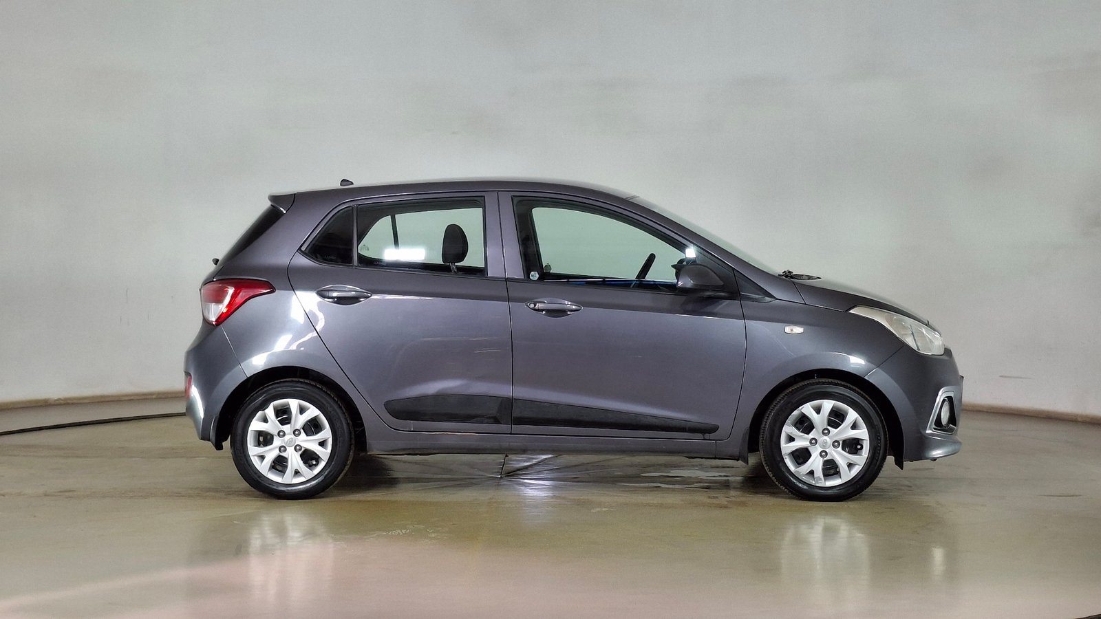 Hyundai Grand I10 2017 - Foto 4 de 17