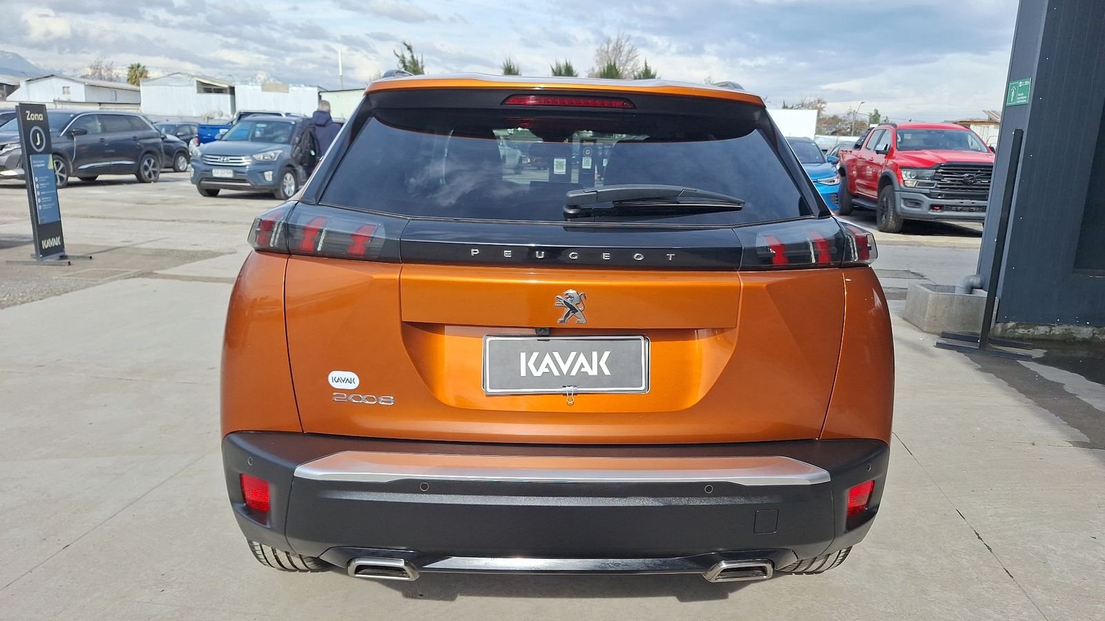 Peugeot 2008 2022 - Imagen 3 de 15