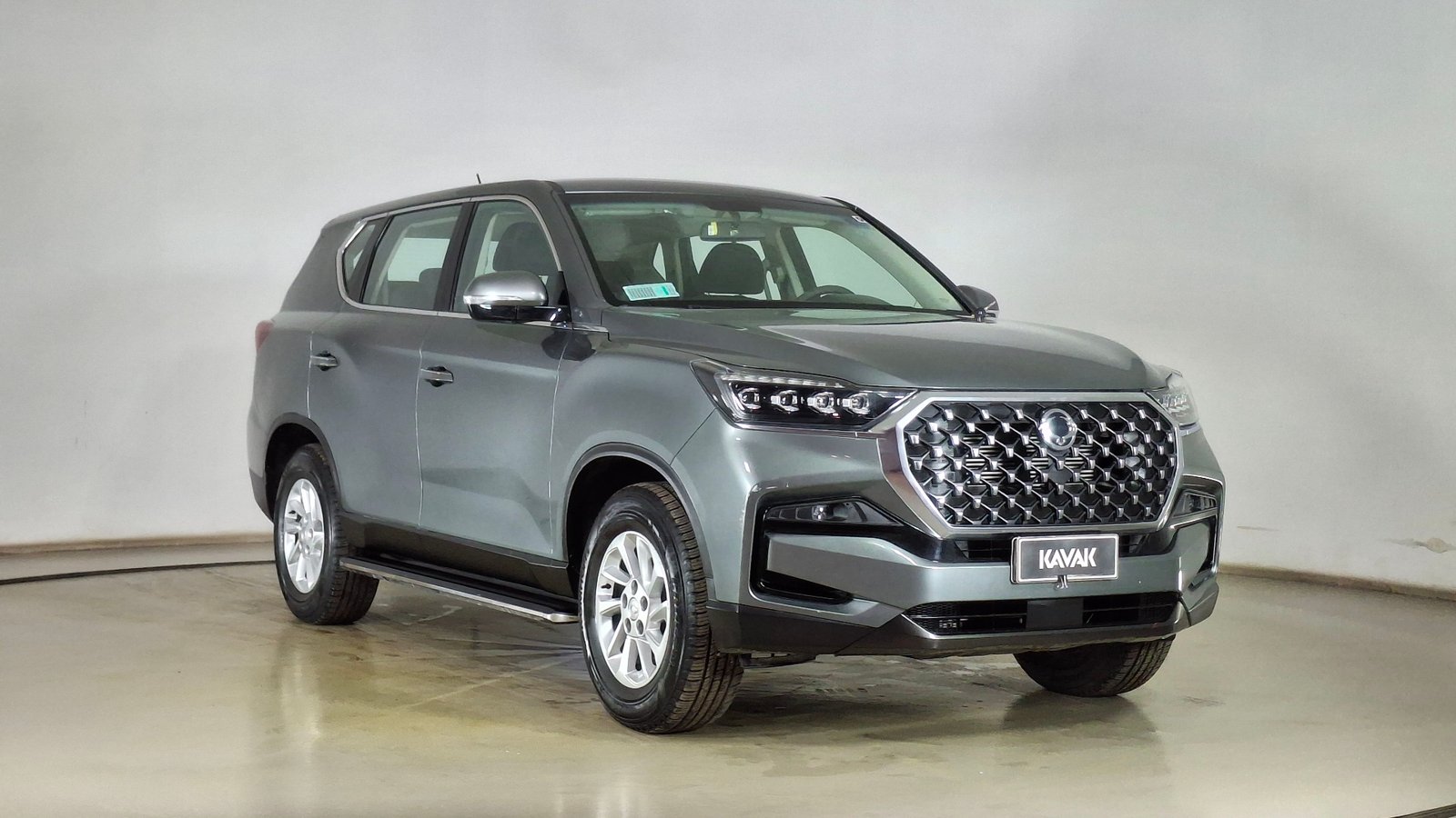 Ssangyong Rexton 2023 - Imagen 3 de 16