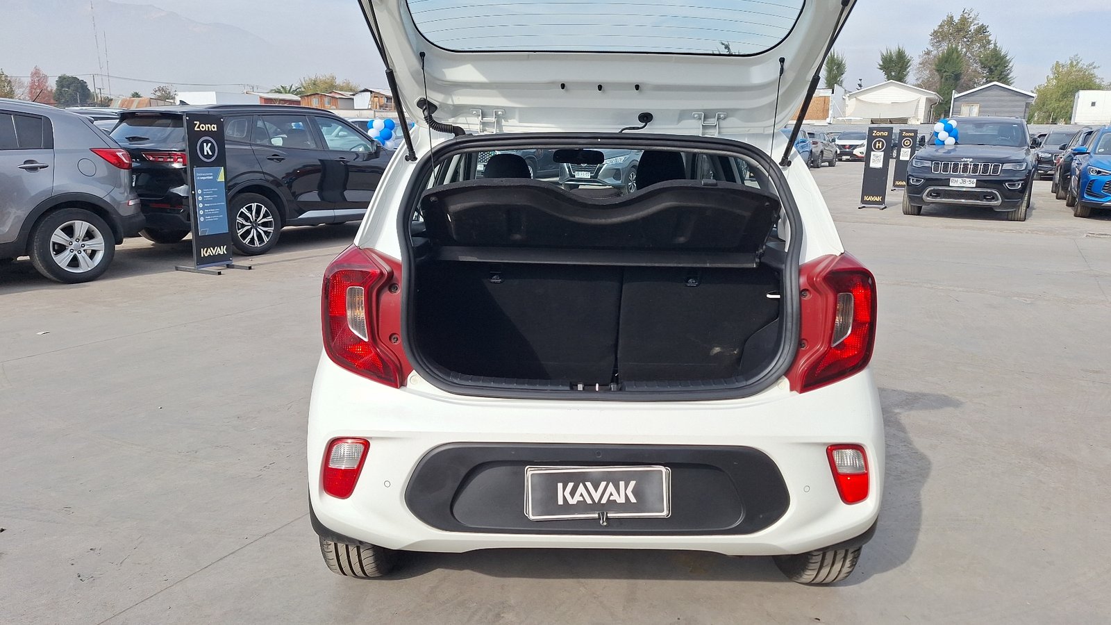 Kia MORNING 2023 - Foto 4 de 15
